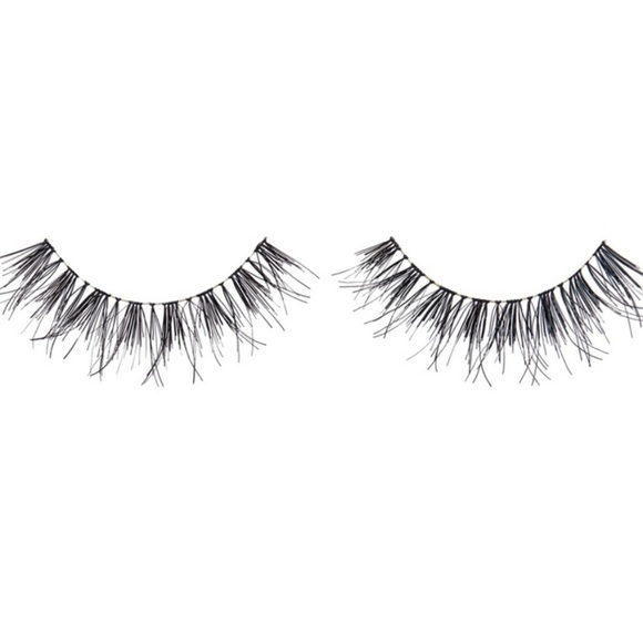KKW BEAUTY Glam Bible Eyelashes - Picture 1 of 3